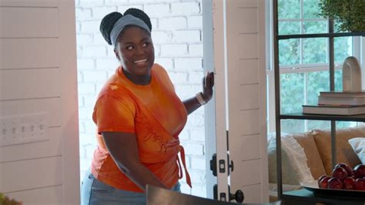 Who is Instant Dream Home host Danielle Brooks?