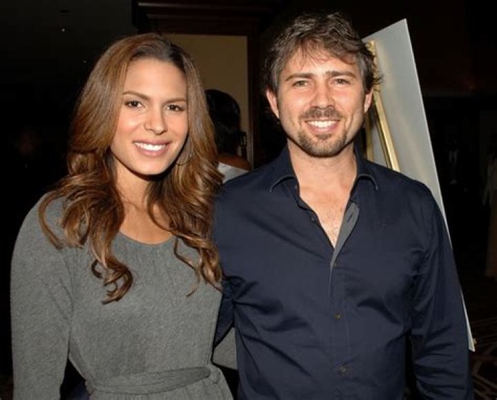 Who is Nadine Velazquez? Is she married? Husband, Net Worth, Bio